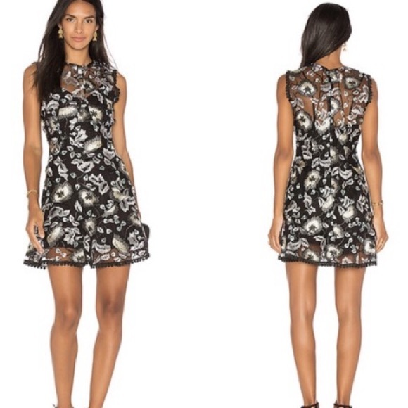 LAST CHANCE | Karina Grimaldi Revolve Leonor Embroidered Lace Mini Dress - Picture 2 of 9